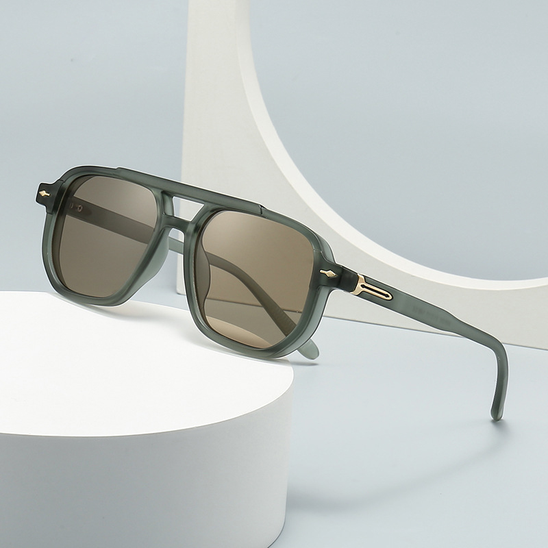 Valenzora | Sunglasses with UV protection