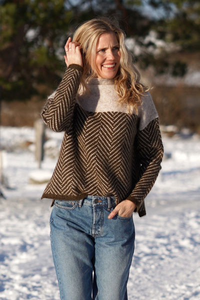 Valenzora | Damen Rollkragenpullover mit zweifarbigem Design