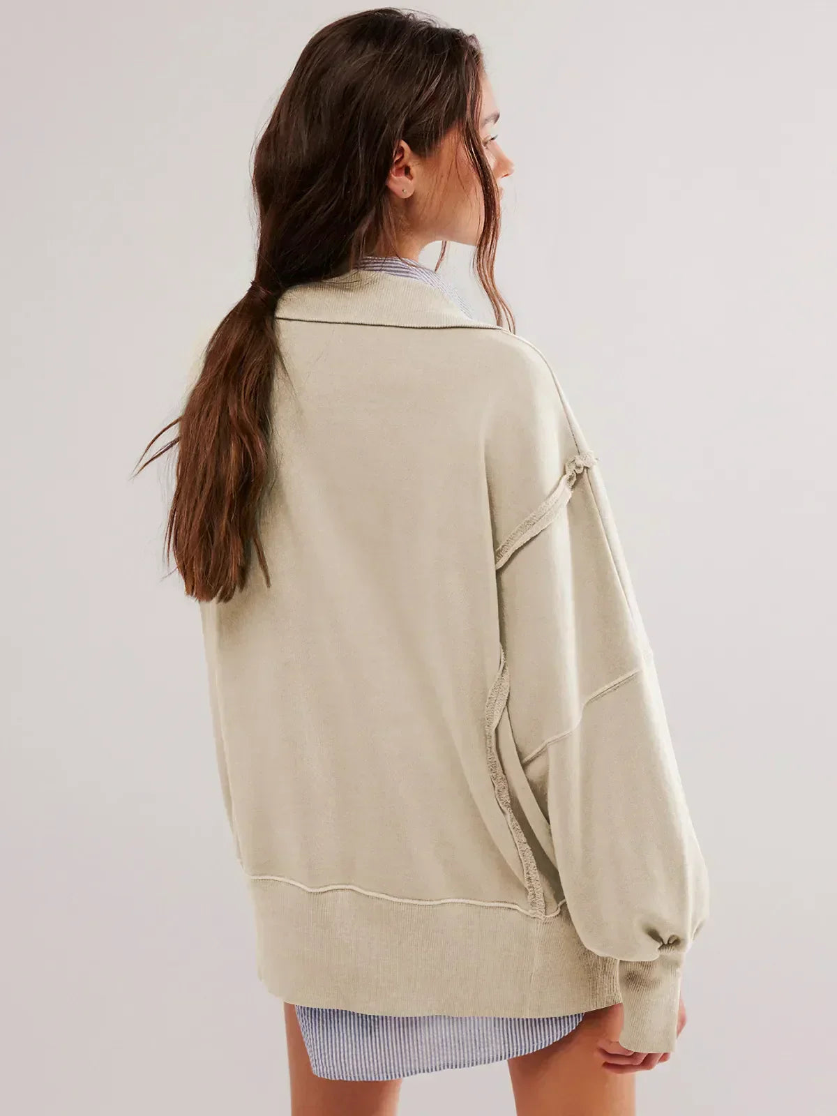 Valenzora - Casual sweatshirt with buttons and lamp sleeves