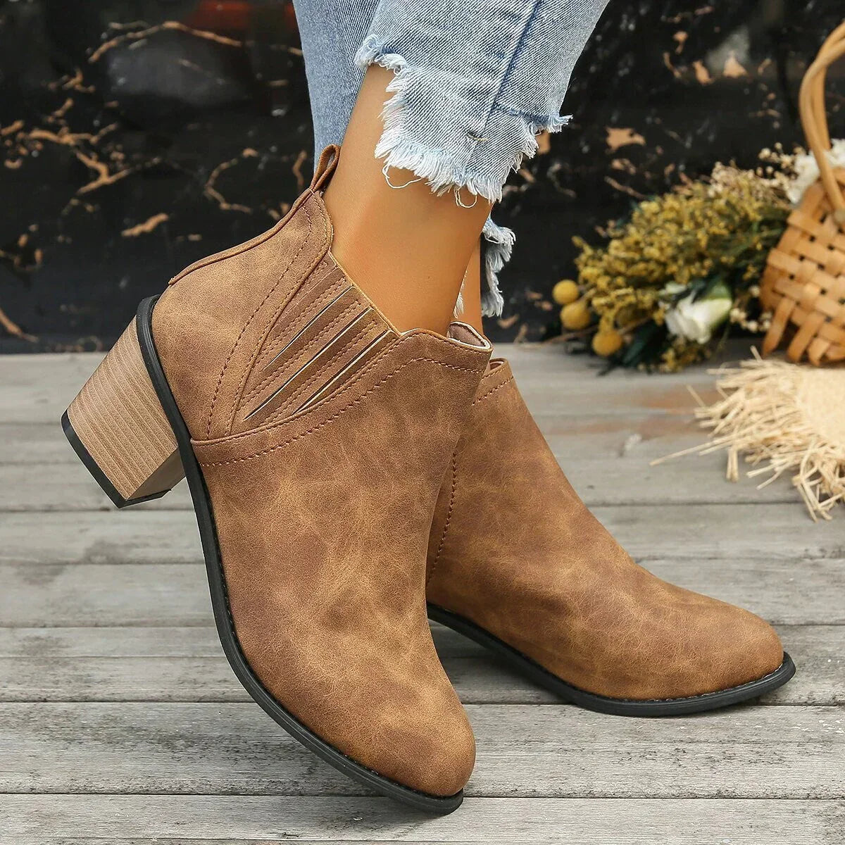 Valenzora Ankle boots with heels - Black ankle boots with heels - Ankle boots with heels