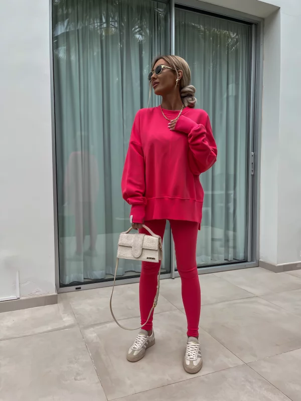 Valenzora - Casual and Comfortable Oversized Sweatshirt