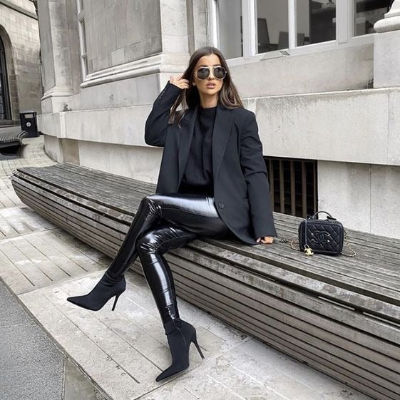 Valenzora | Slim-fit leather trousers with a modern flair