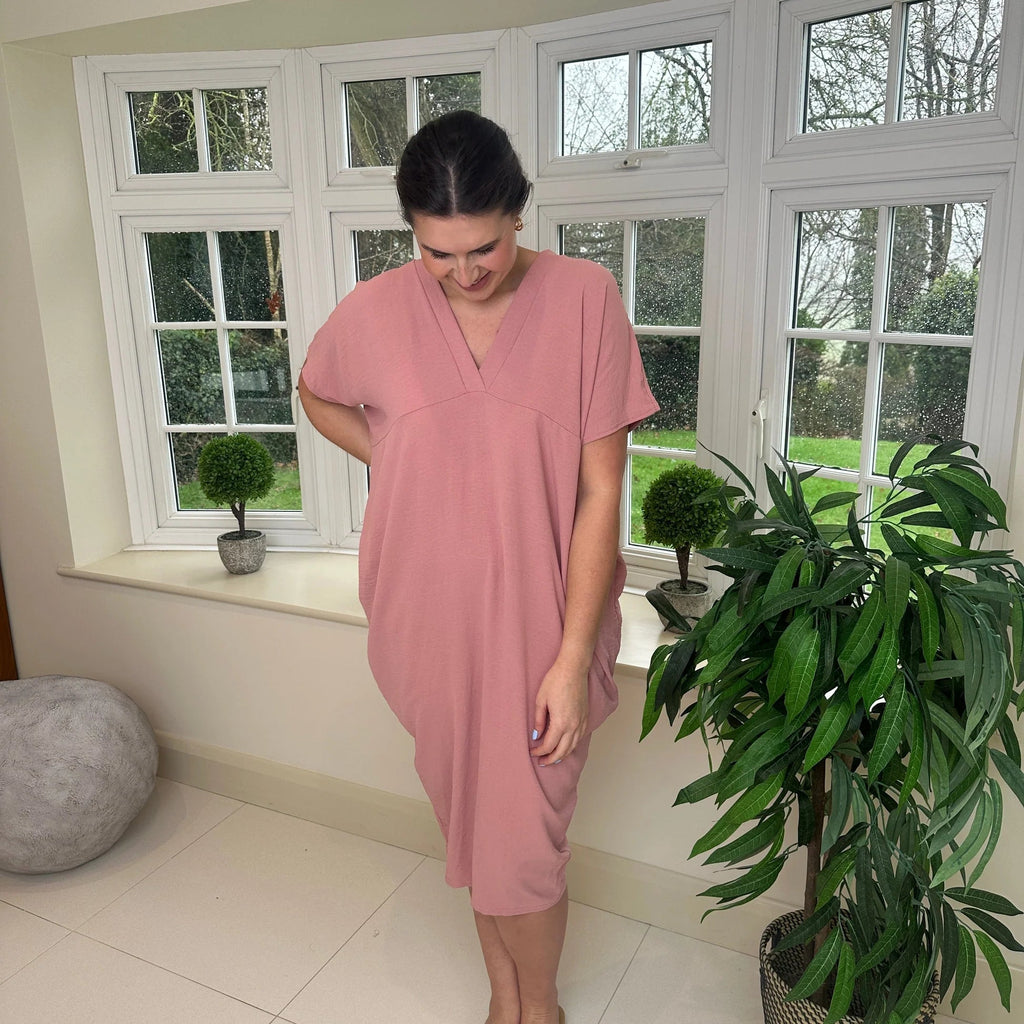 Kleid mit V-Ausschnitt | Unser Bestseller 2026