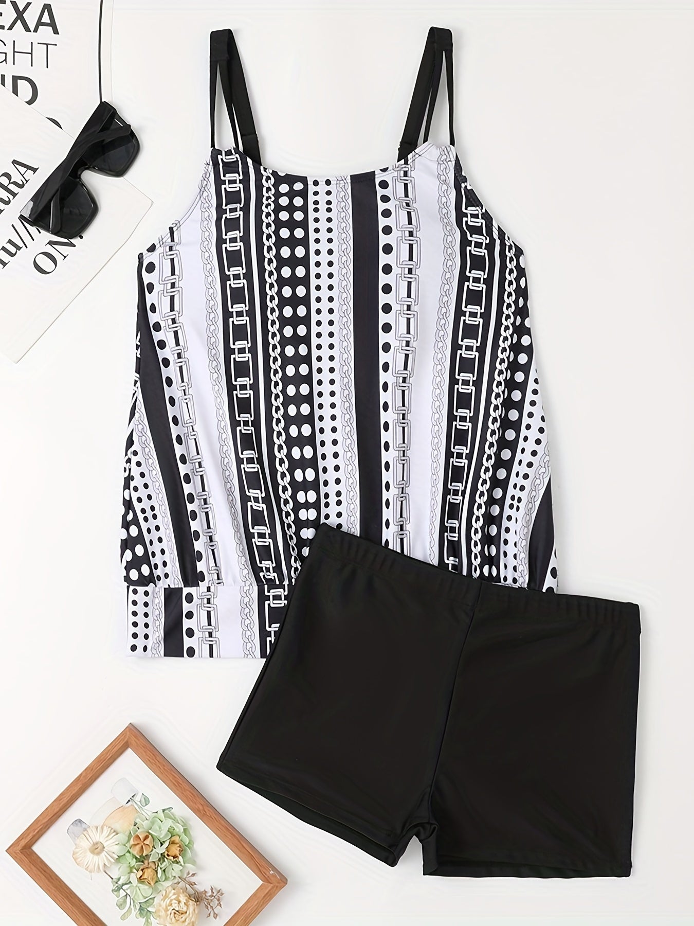 Valenzora | Tankini set with stripes and dots