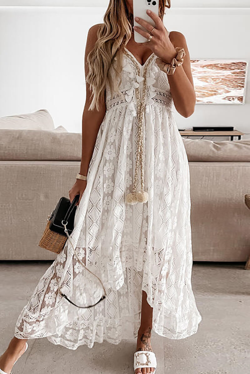 Valenzora | Salmon-colored midi dress with lace and ruffles