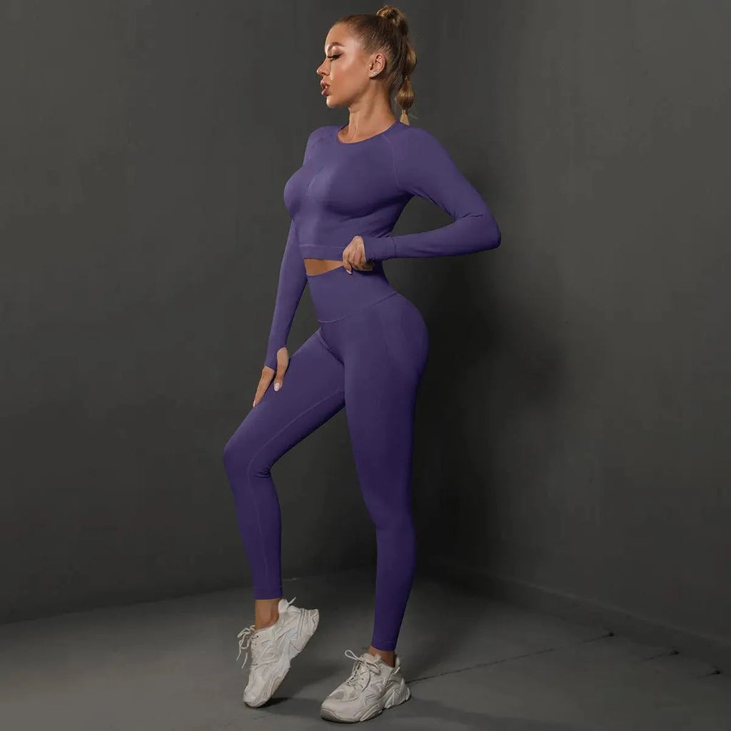 Valenzora | Complete with yoga pants and top