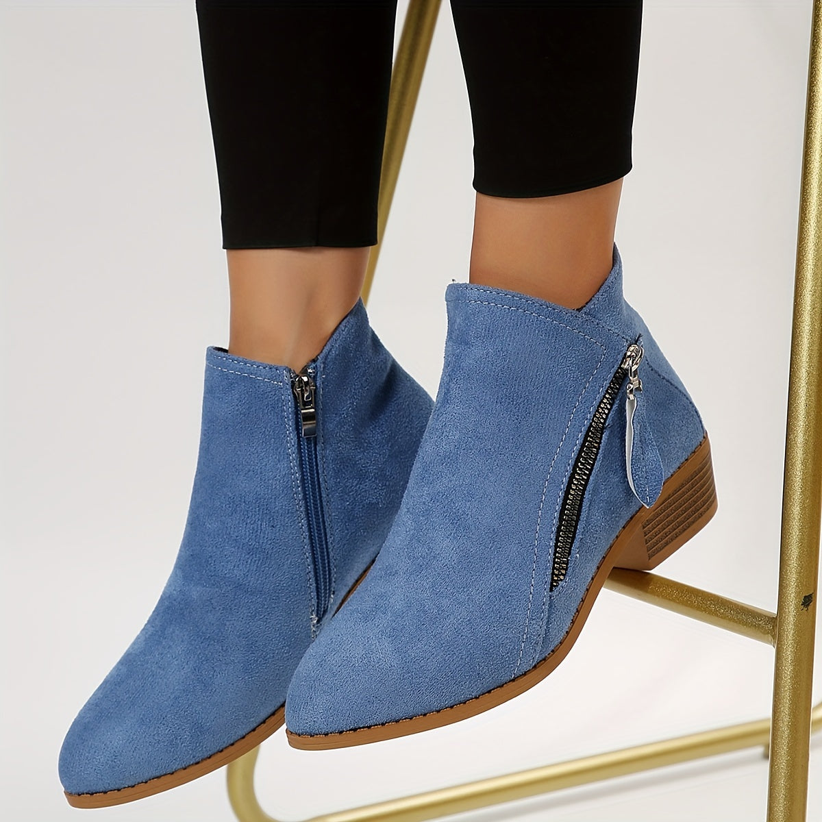 Valenzora - elegant pointed ankle boots with heel and zipper