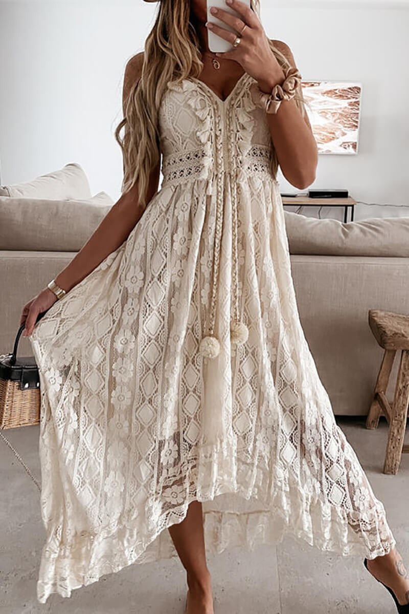 Valenzora | Salmon-colored midi dress with lace and ruffles
