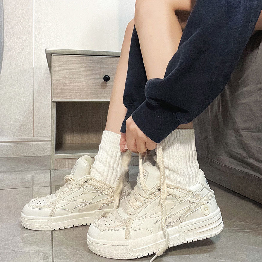 Valenzora | High-quality Y2K sneakers in off-blue