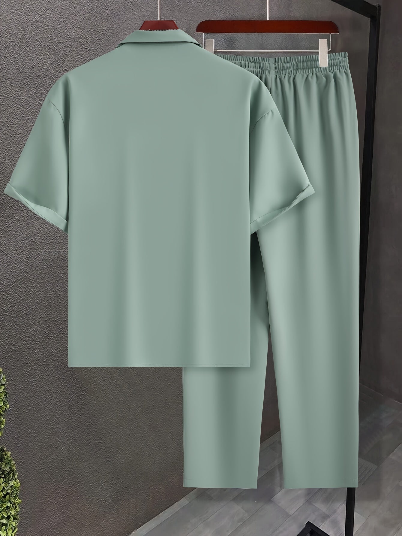 Valenzora | Summer outfit set in a single color