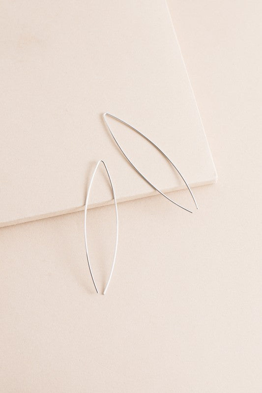 Valenzora | Arc Thread Earrings