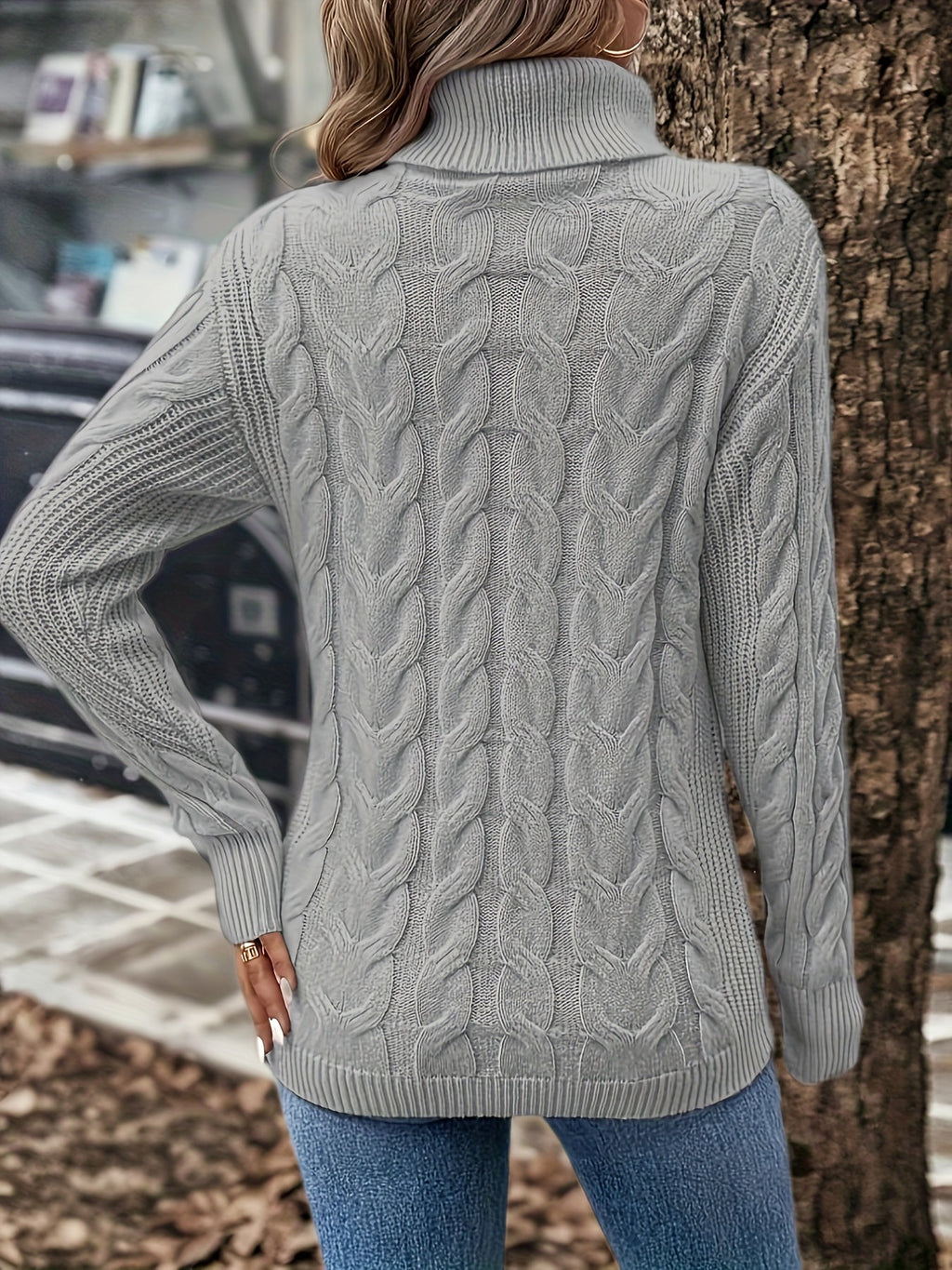Valenzora | Rollkragenpullover mit Zopfmuster