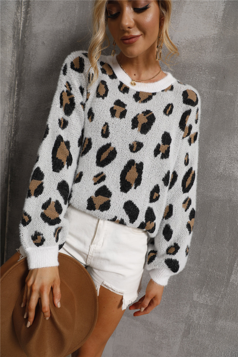 Large size leopard print sweater