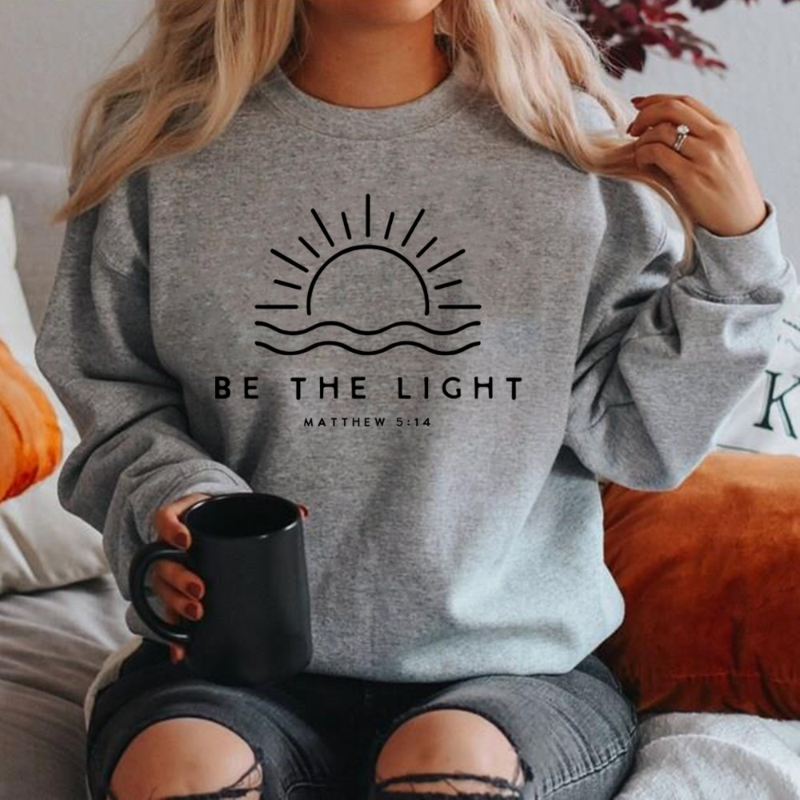 Valenzora | Stylish sweater "BE THE LIGHT"