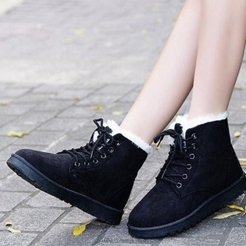 Valenzora | Elegant mid-height ankle boots