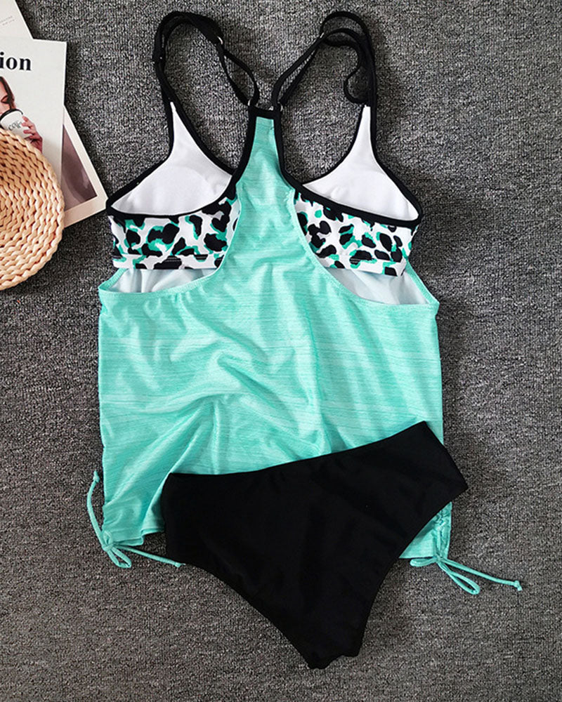 Valenzora | Solid color tankini with leopard print