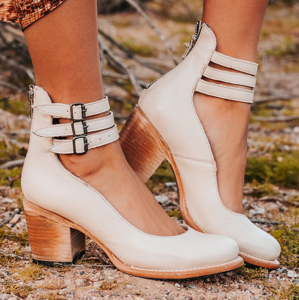Valenzora | Comfortable and stylish everyday shoes for women