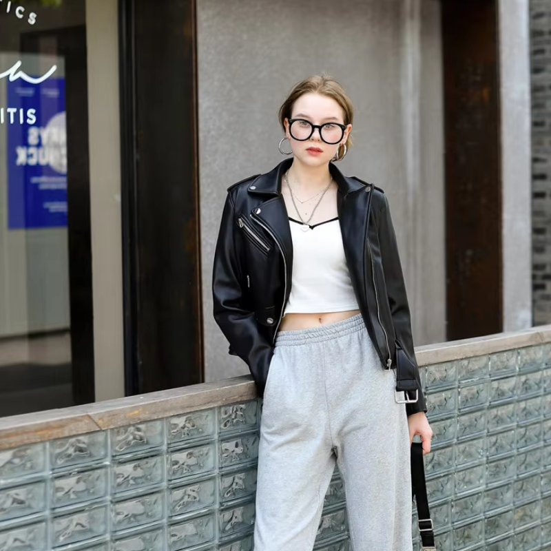 Valenzora | Damen Biker-Lederjacke mit Reißverschlüssen und Gürtel