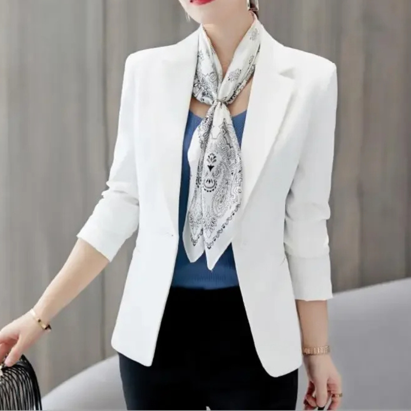 Valenzora | Elegant women's blazer with slim fit