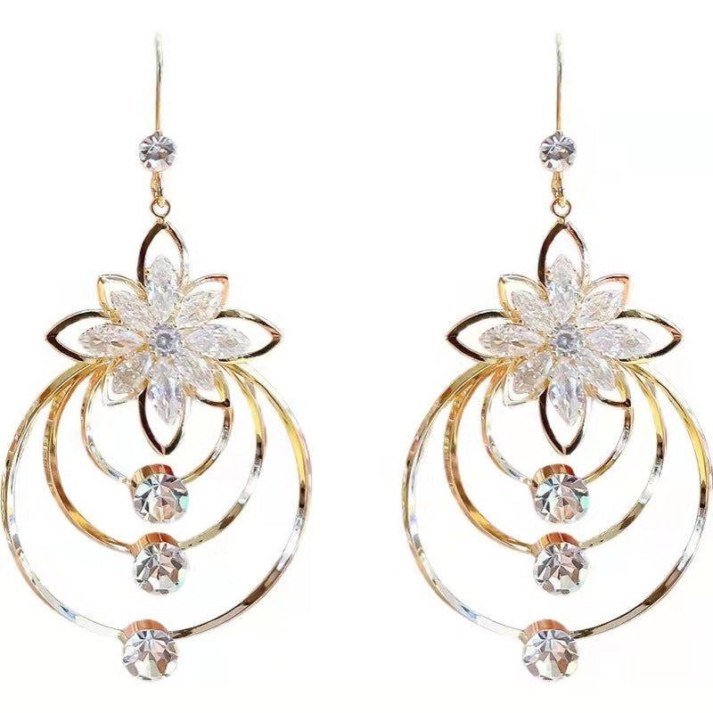 Valenzora | Luxurious Gold Hoop Earrings