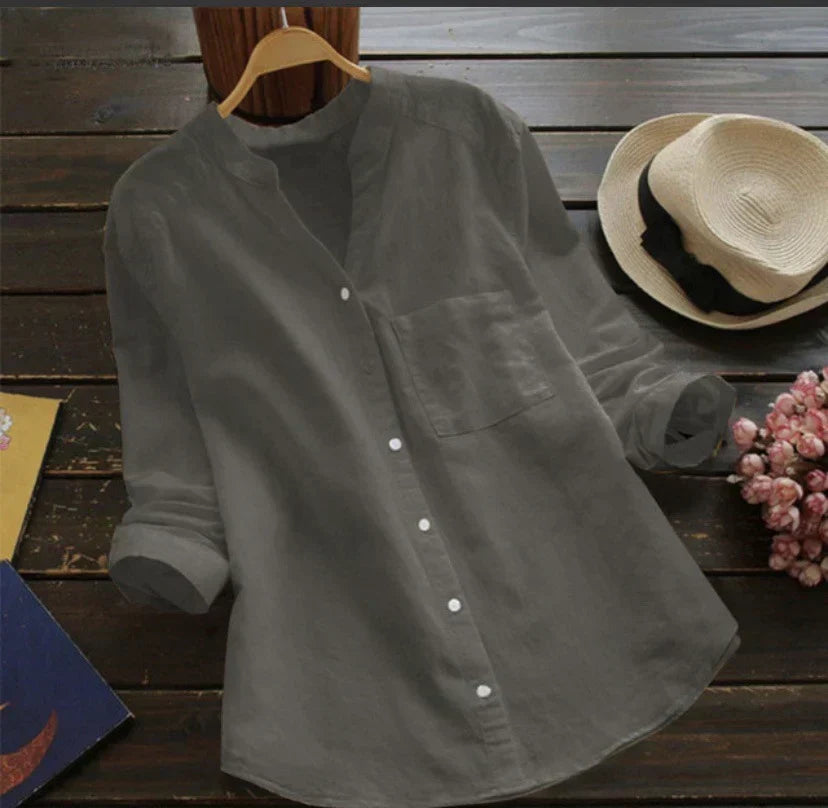 Casual shirt made of fine wool