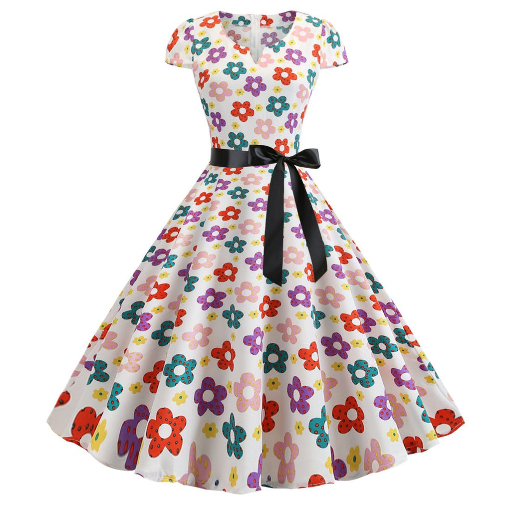 Valenzora | Damenkleid für Hochzeitsgäste mit weitem Saum