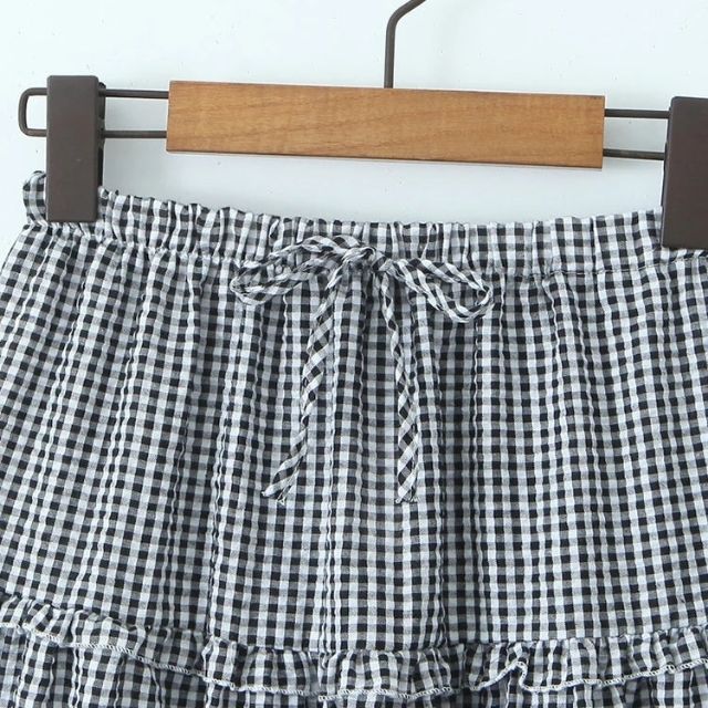 Valenzora | Tiered gingham midi skirt with ruffle detail