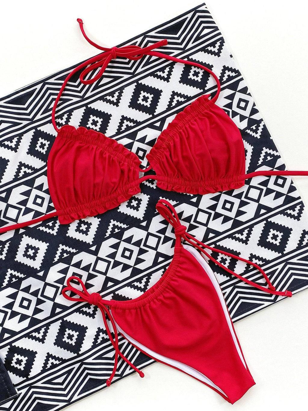 Valenzora | Ruffled halterneck bikini set