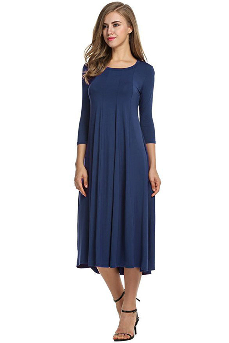 Valenzora | Square-neck 3/4-length solid-color midi dress