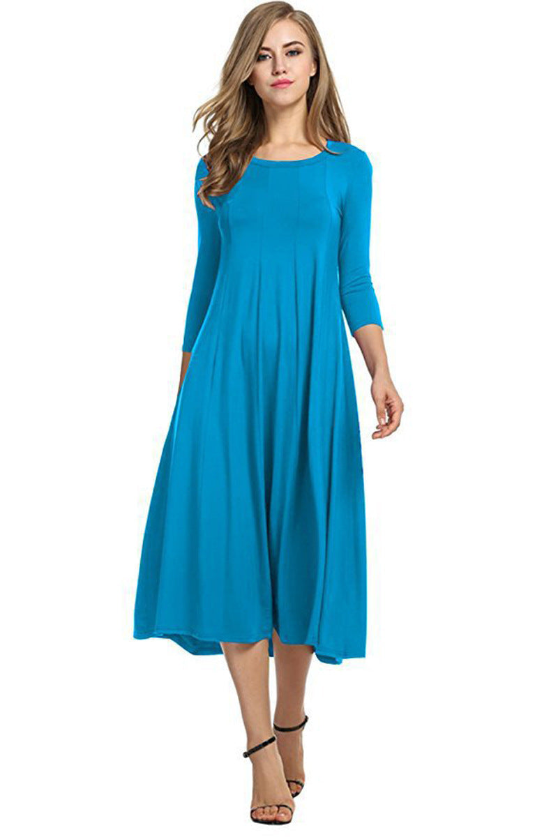 Valenzora | Square-neck 3/4-length solid-color midi dress