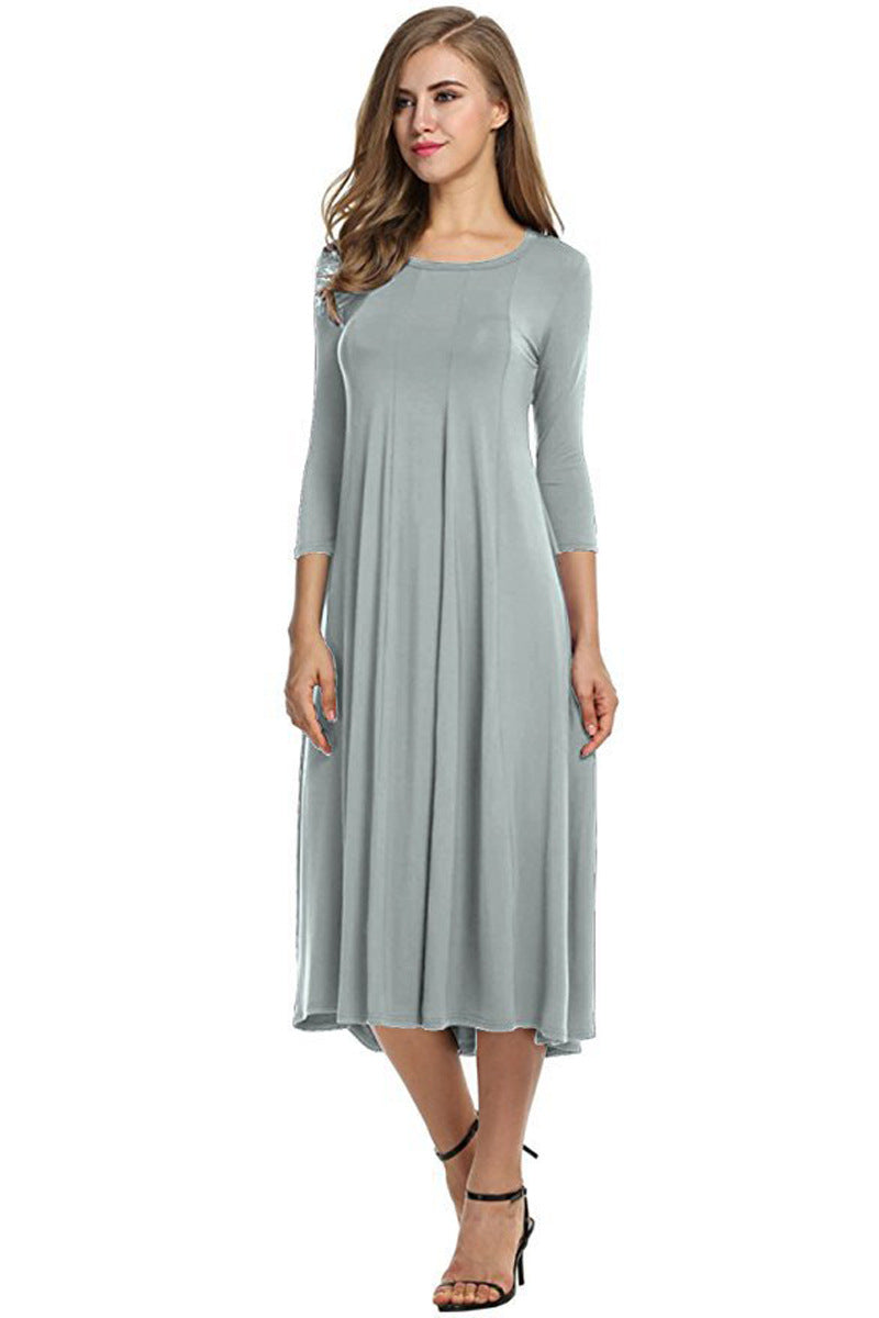 Valenzora | Square-neck 3/4-length solid-color midi dress