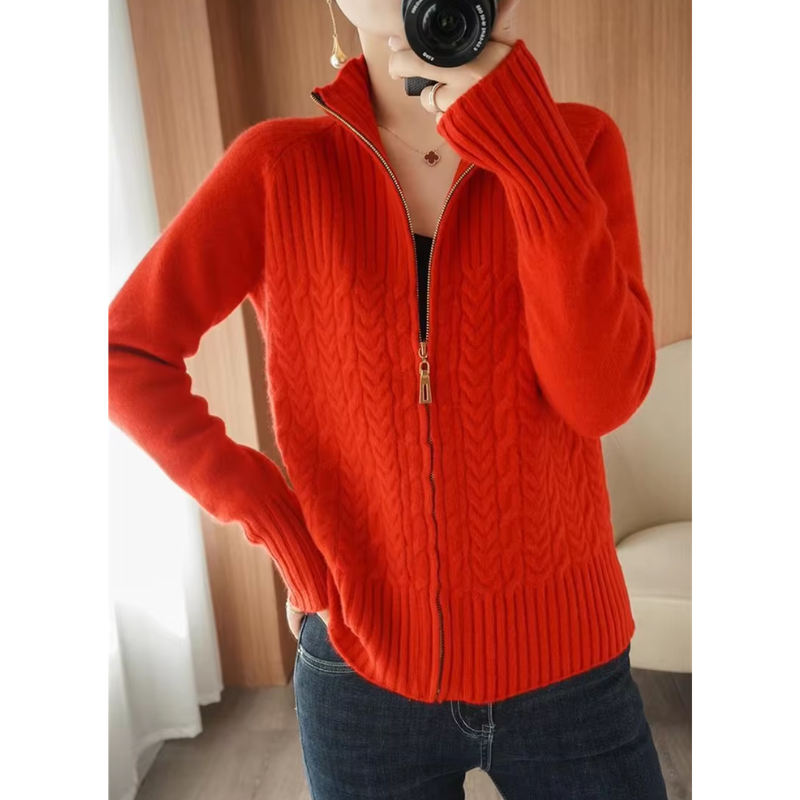 Valenzora | Women's knitted jacket with zipper and cable knit details