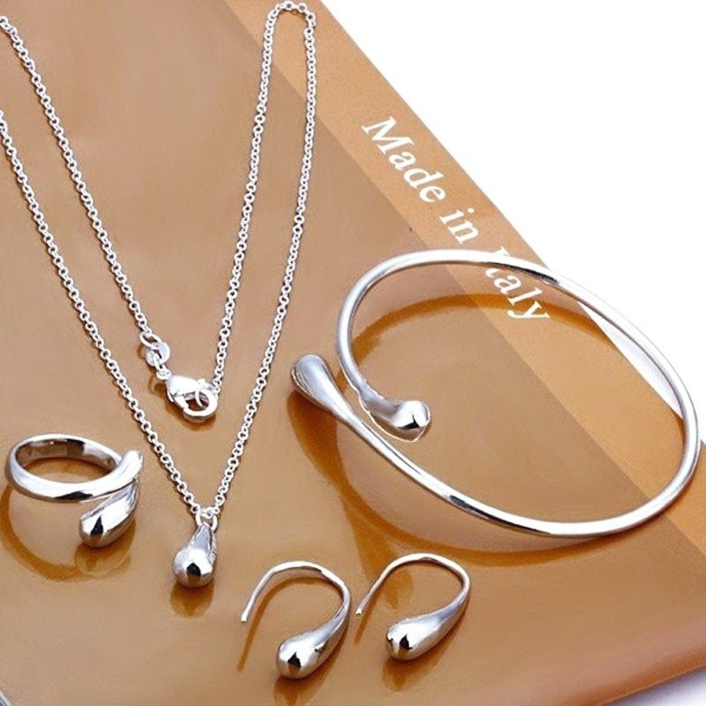 Valenzora | Vierteiliges Schmuckset in Wassertropfen-Design, aus S925 Silber gefertigt