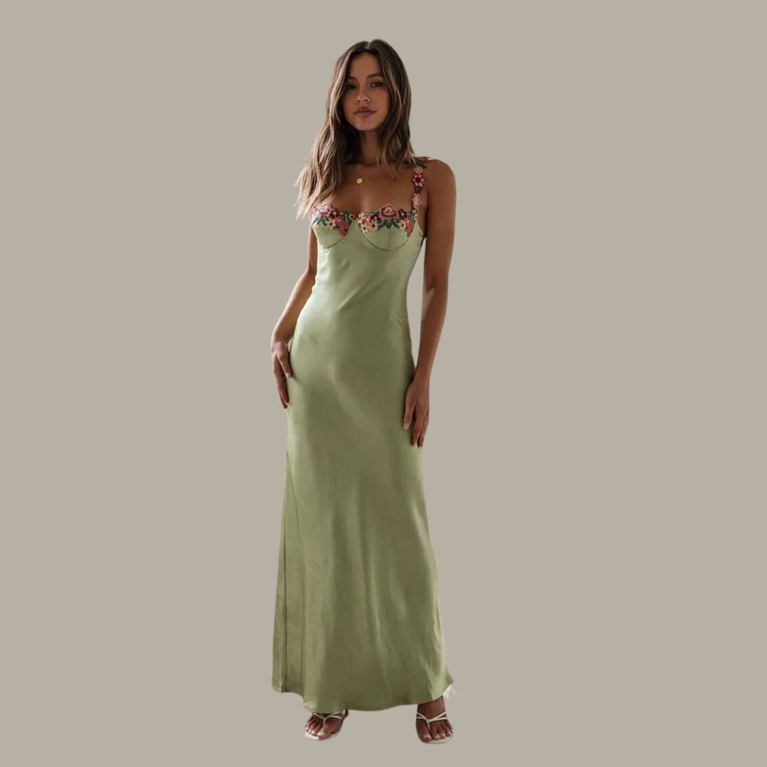 Valenzora | Embroidered satin dress