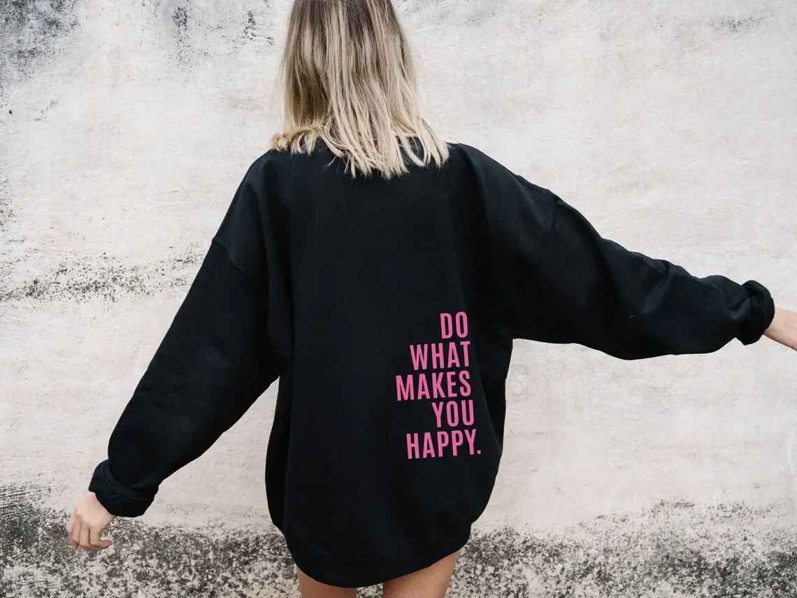 Valenzora - Women's Hoodie - Casual street style with lettering