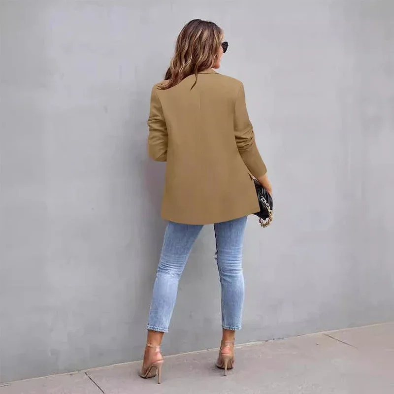 Valenzora | Long women's blazer with flap pockets and tailored cut