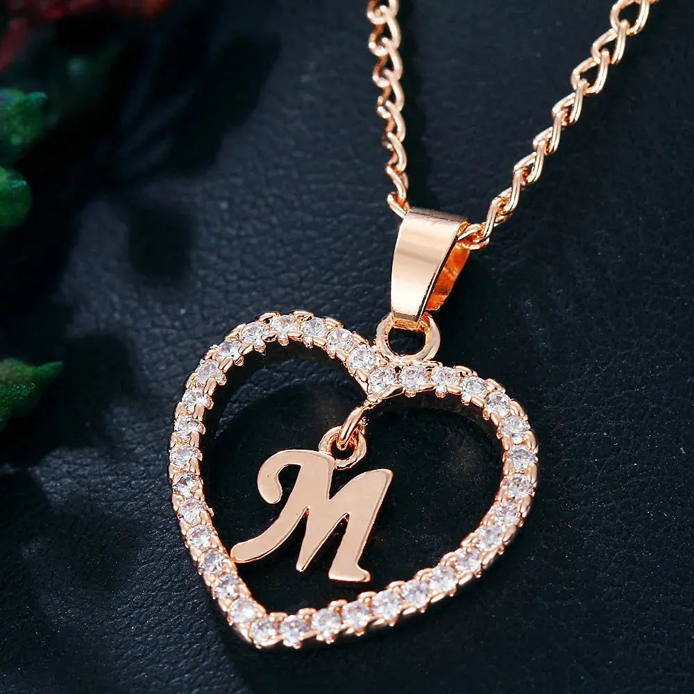 Valenzora | Buchstabe Zirkon Herz Halskette Anhänger Schmuck