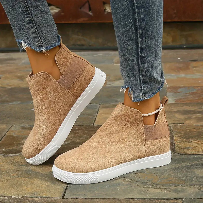 Sturdy women's shoes