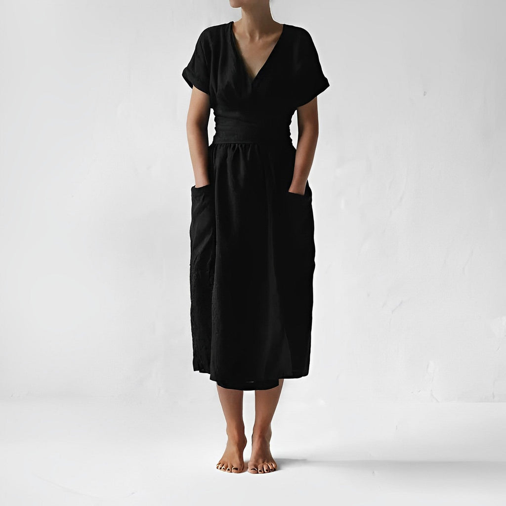 Valenzora - Knit dress with lacing and pockets