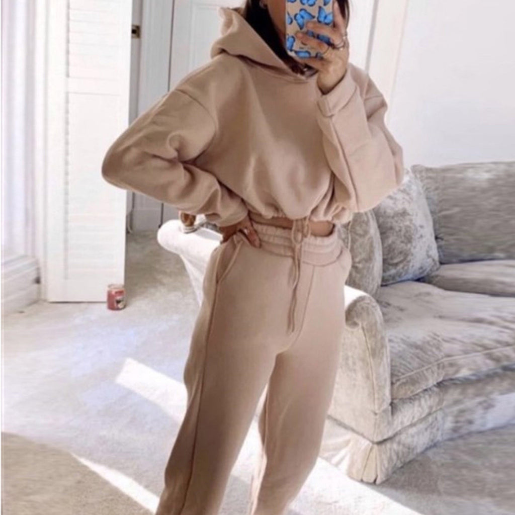 Valenzora Elegance - Women's 2-piece tracksuit with long-sleeved hoodie