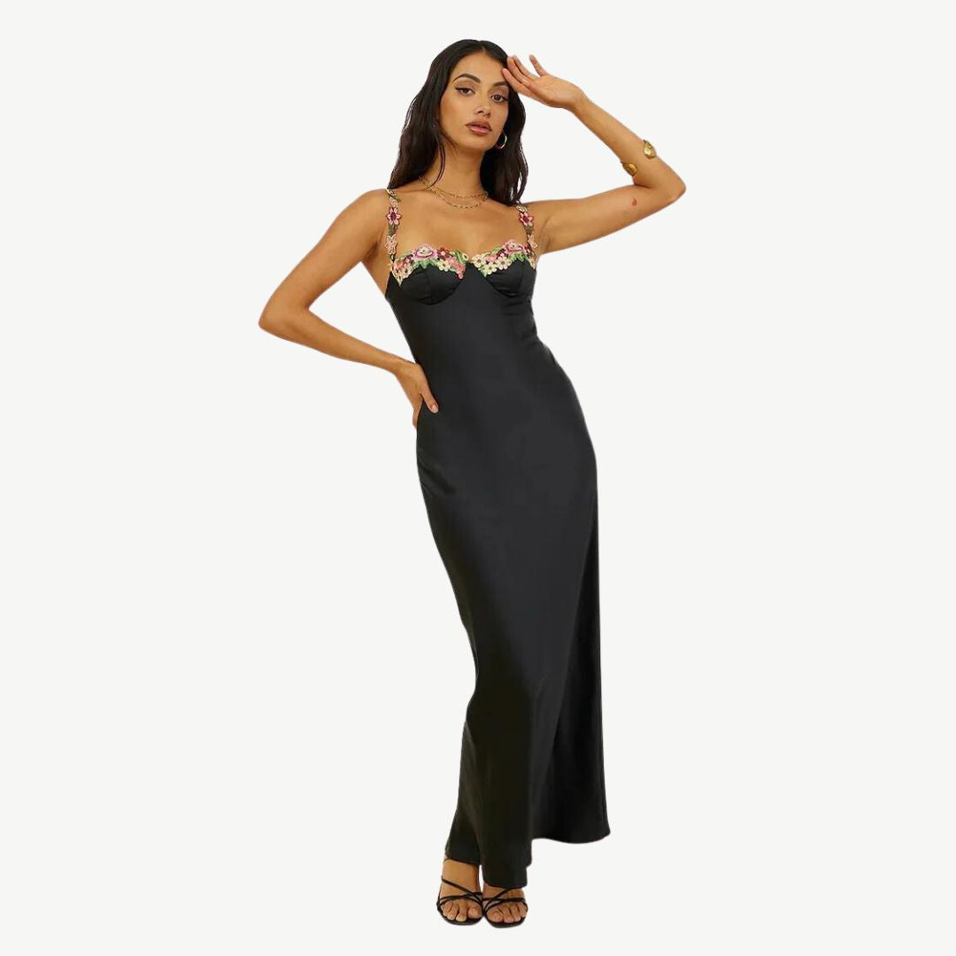 Valenzora | Embroidered satin dress