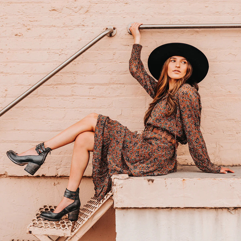 Valenzora | Everly Orthopedic Sandals