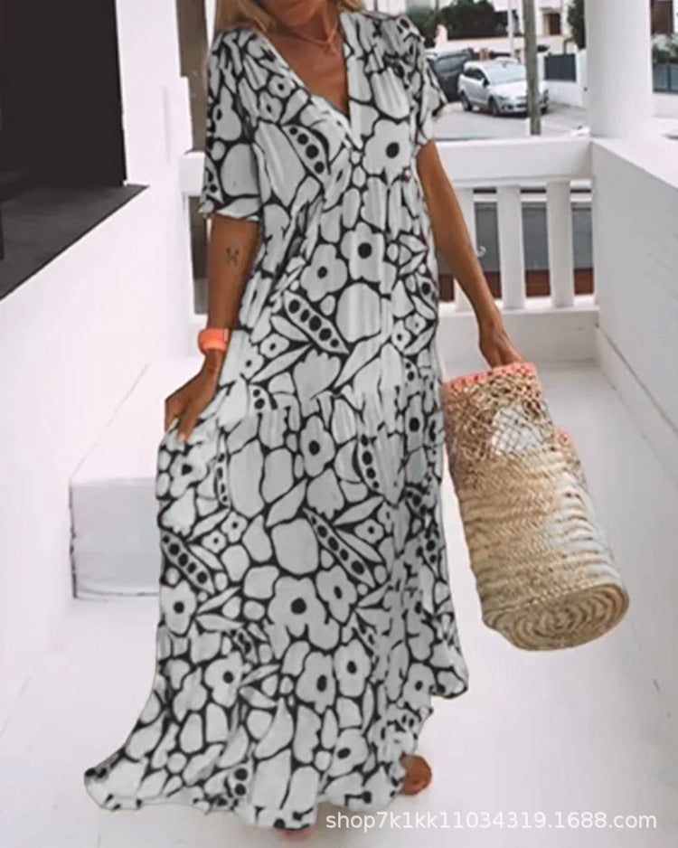 Valenzora | Loose, slimming floral dress in plus sizes