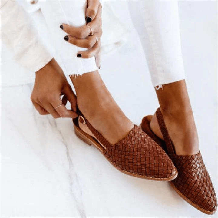 Valenzora | Flat sandals