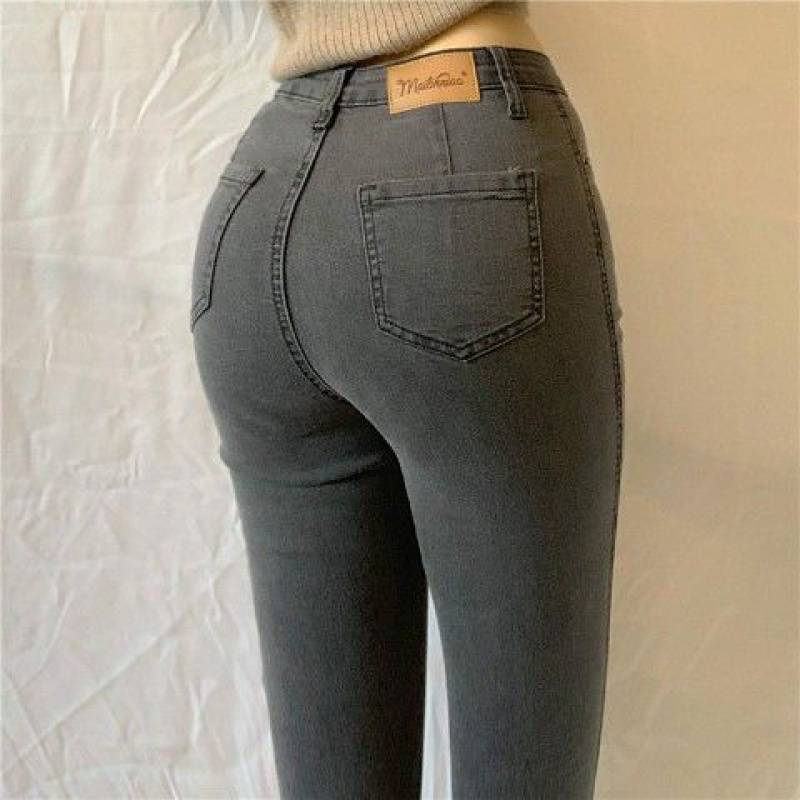 Valenzora - High-waisted denim trousers in a large size