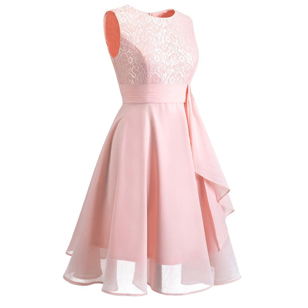 Valenzora | Elegant dress with short sleeves, sequins and ruffles