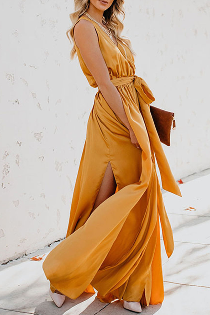 Valenzora | Elegantes ärmelloses Kleid mit tiefem V-Ausschnitt und hohem Schlitz – 3 Farben