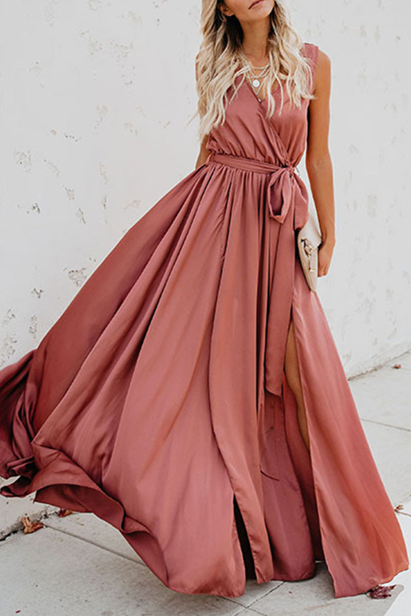 Valenzora | Elegantes ärmelloses Kleid mit tiefem V-Ausschnitt und hohem Schlitz – 3 Farben