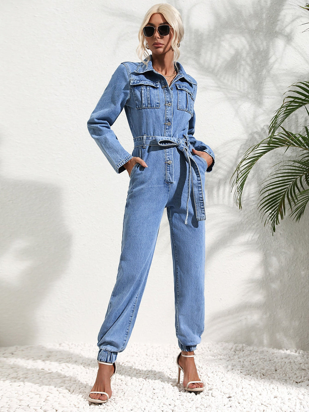 Valenzora | Denim jumpsuit, button-front, flap pockets, matching belt, rolled-up sleeves