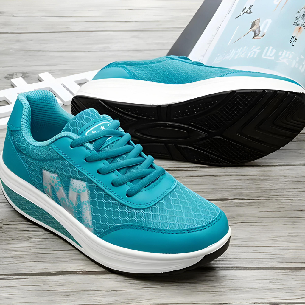 Elegante Schnür-Wedge-Sneaker